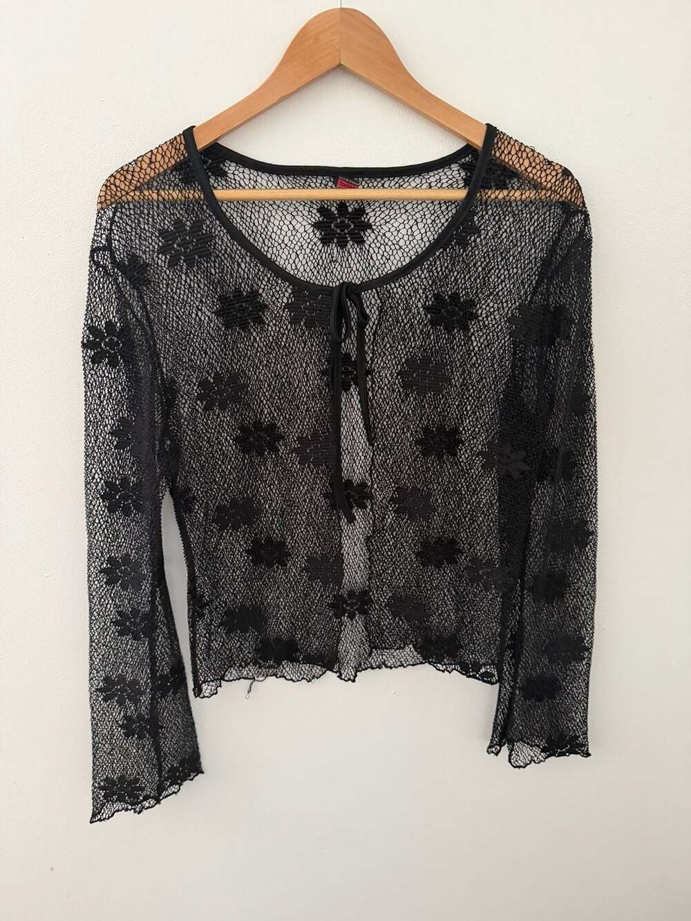 Peggy Vintage Black Sheer Floral Lace Long Sleeve Tie-Front Top sz S/M
